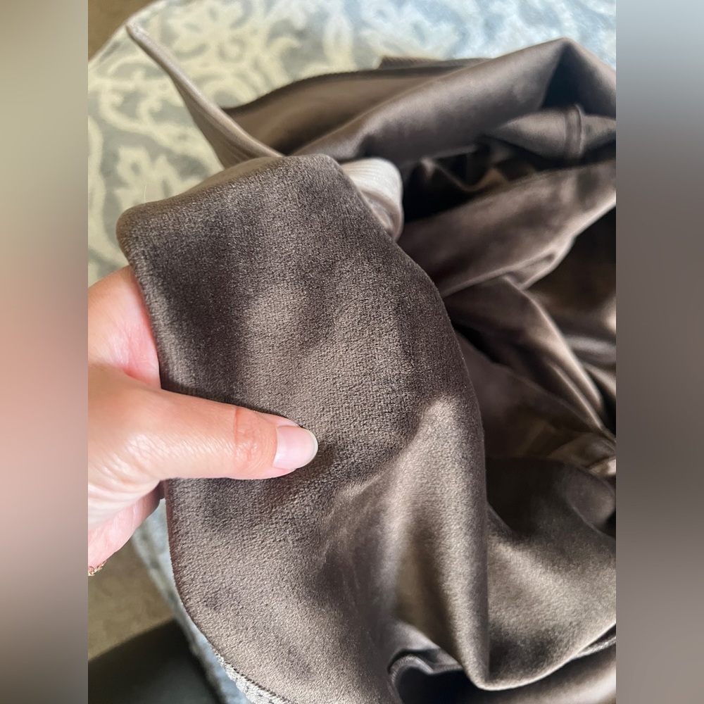Alo Yoga Ribbed Velour Mountain Side Shacket - Macchiato - Picture 7 of 9